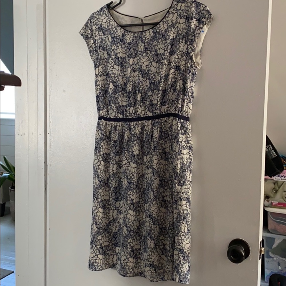 Loft short sleeve dress